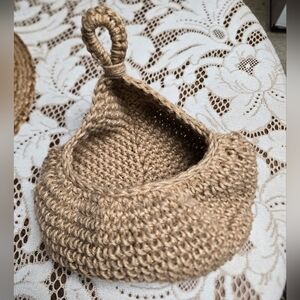 Lg hanging fruit/veggie holder